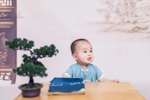 中卫怀孕多久会小腹隆起
